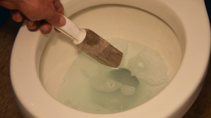 Cleaning Toilets With Pumice Stone